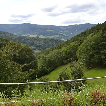 Les Fermes De Pinpin Casa de Férias