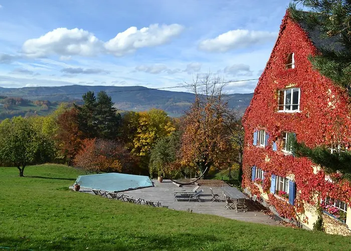 Les Fermes De Pinpin Feriehus *